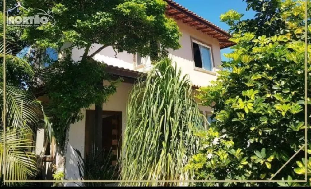 Casa à venda com 6 quartos, 210m² - Foto 2