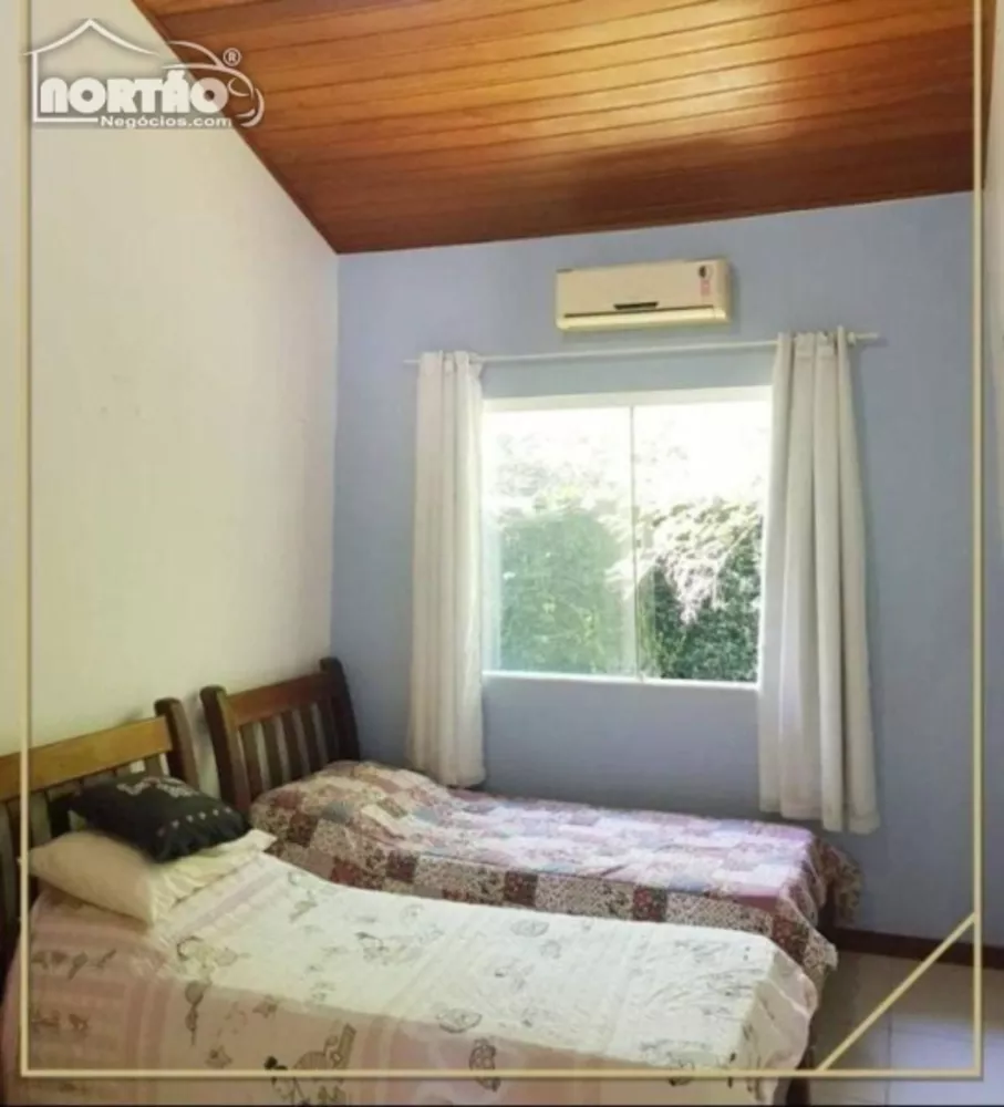 Casa à venda com 6 quartos, 210m² - Foto 10