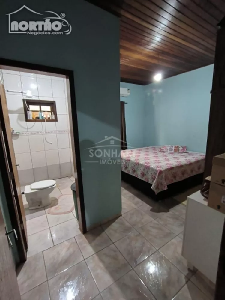 Casa à venda com 3 quartos, 130m² - Foto 2