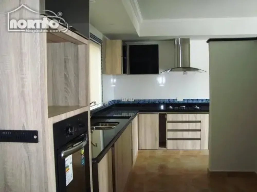 Casa, 5 quartos, 260 m² - Foto 6
