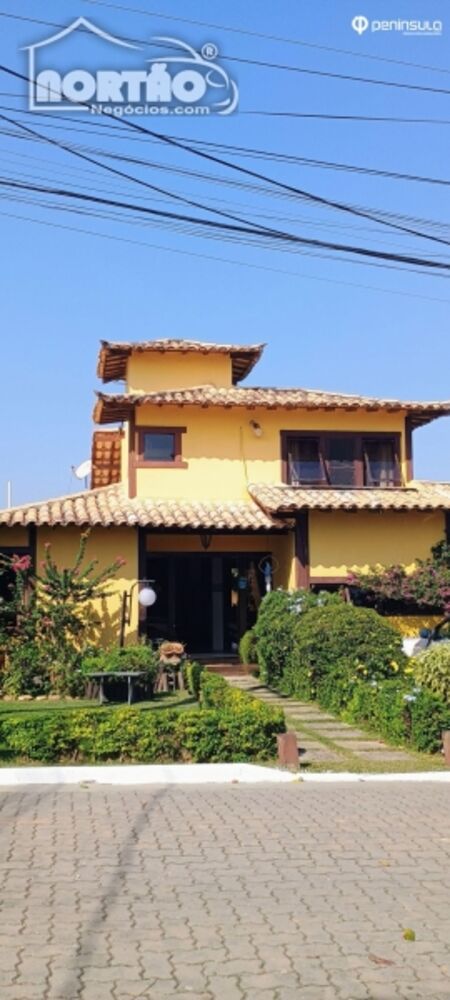Casa à venda com 4 quartos, 92m² - Foto 2