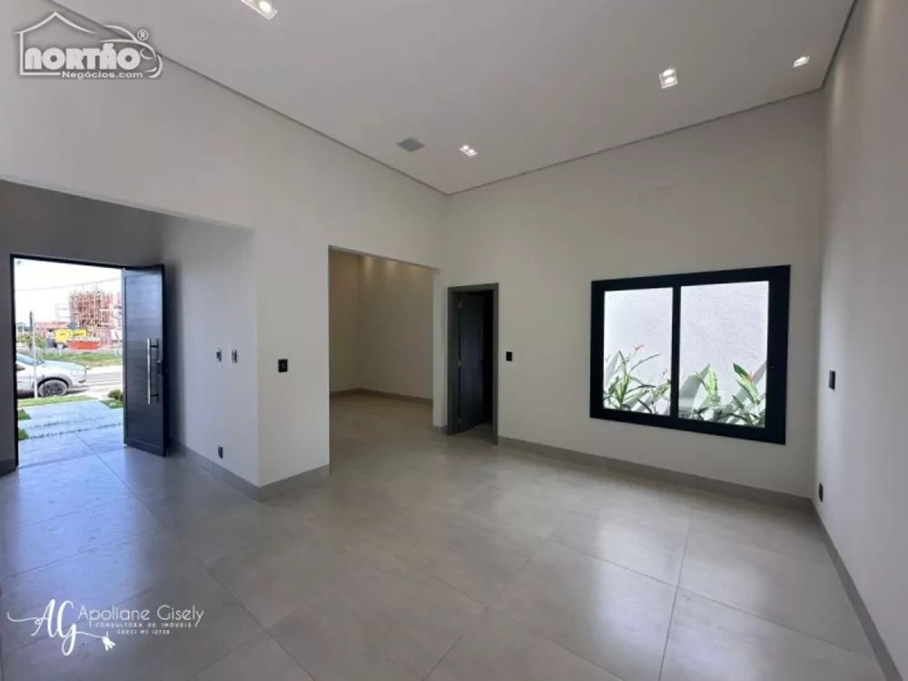 Casa à venda com 2 quartos, 171m² - Foto 4