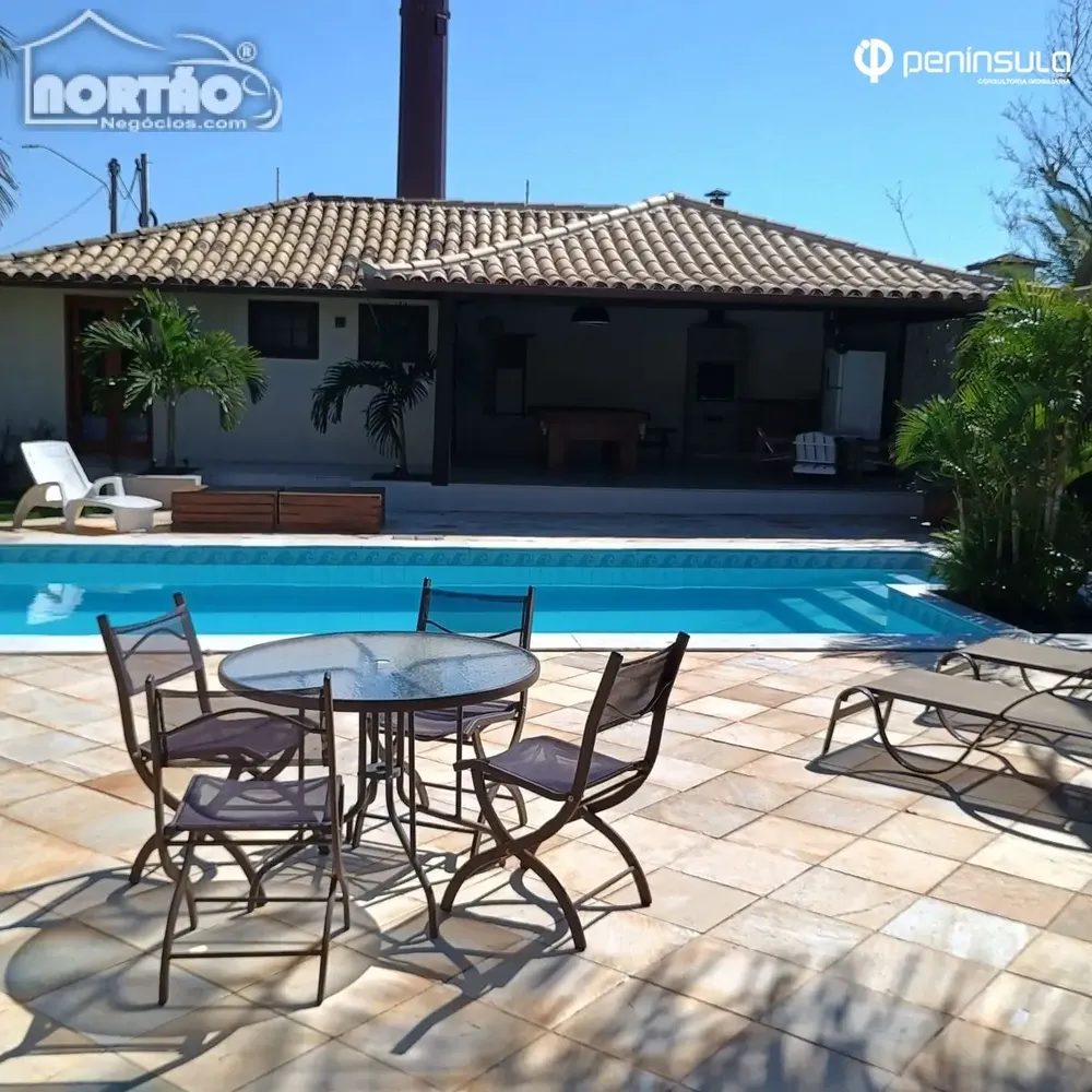 Casa, 3 quartos, 190 m² - Foto 2