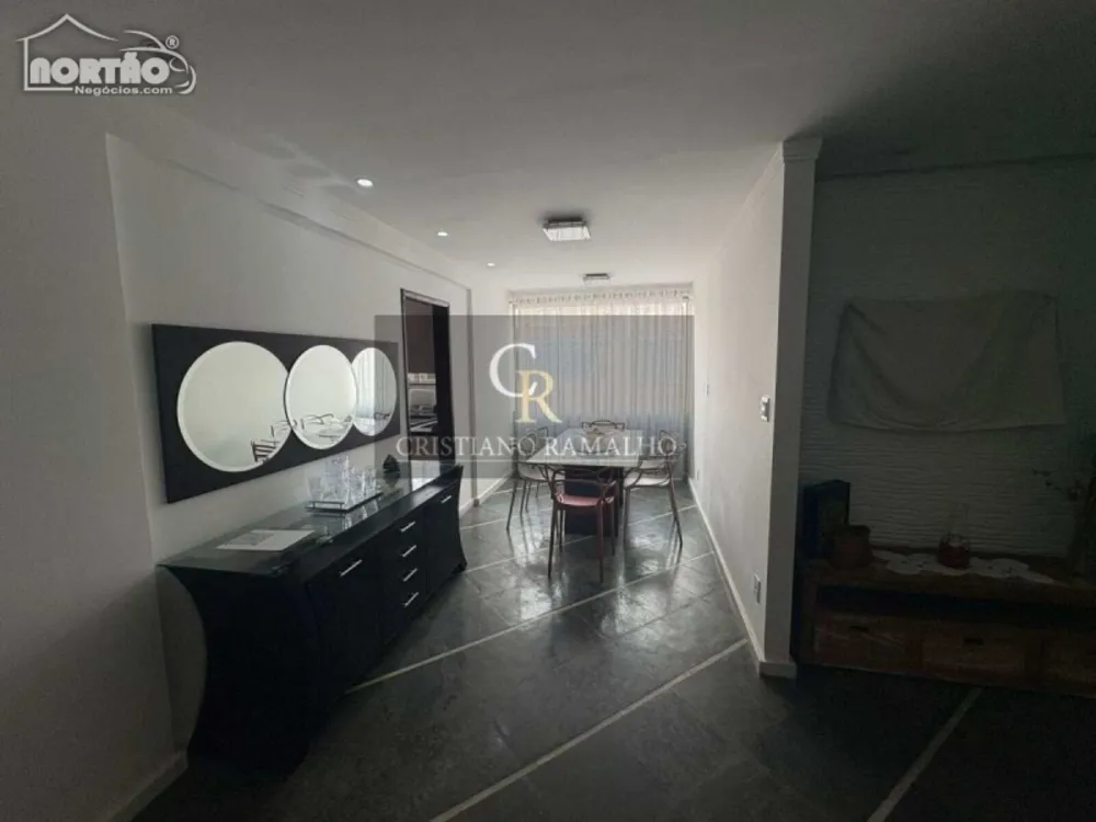 Casa, 7 quartos, 154 m² - Foto 3