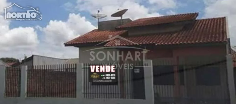 Casa à venda com 3 quartos, 120m² - Foto 2