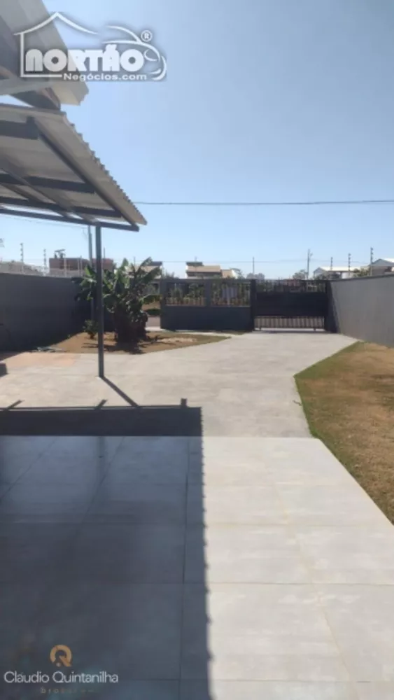 Casa à venda com 3 quartos, 70m² - Foto 3