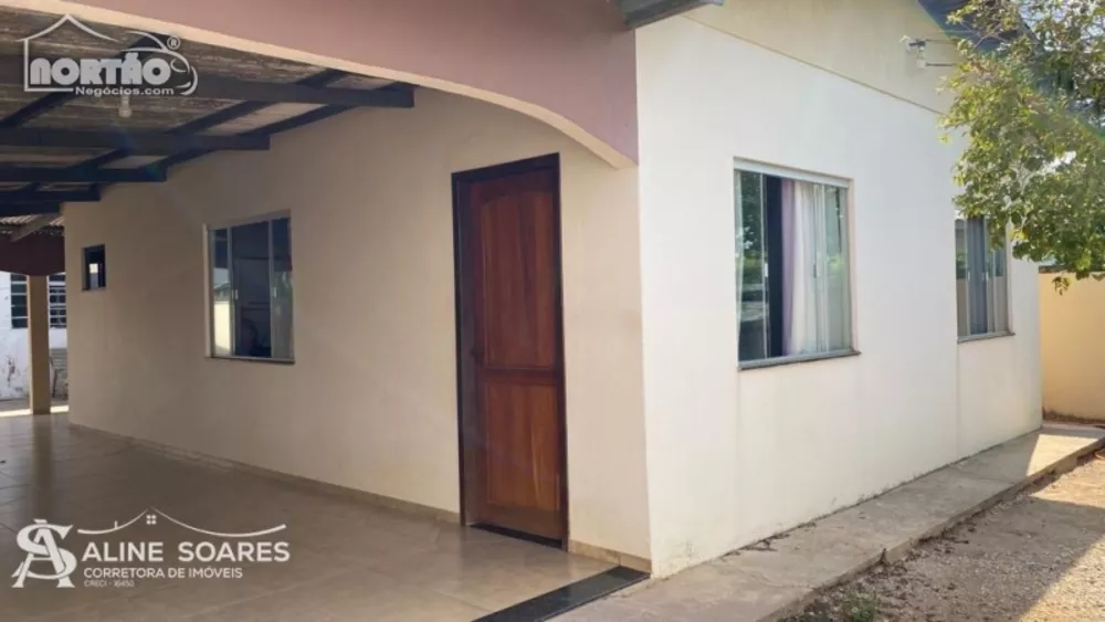 Casa à venda com 4 quartos, 60m² - Foto 4