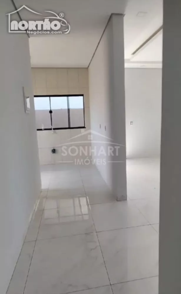 Casa à venda com 3 quartos, 60m² - Foto 8