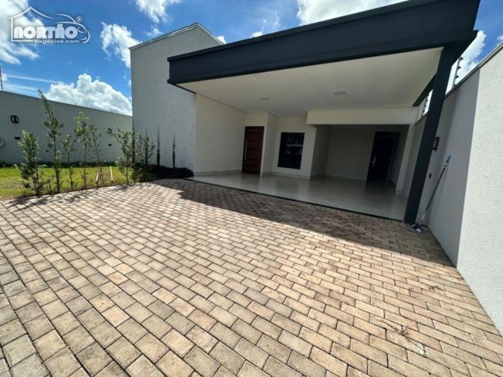 Casa, 3 quartos, 220 m² - Foto 1