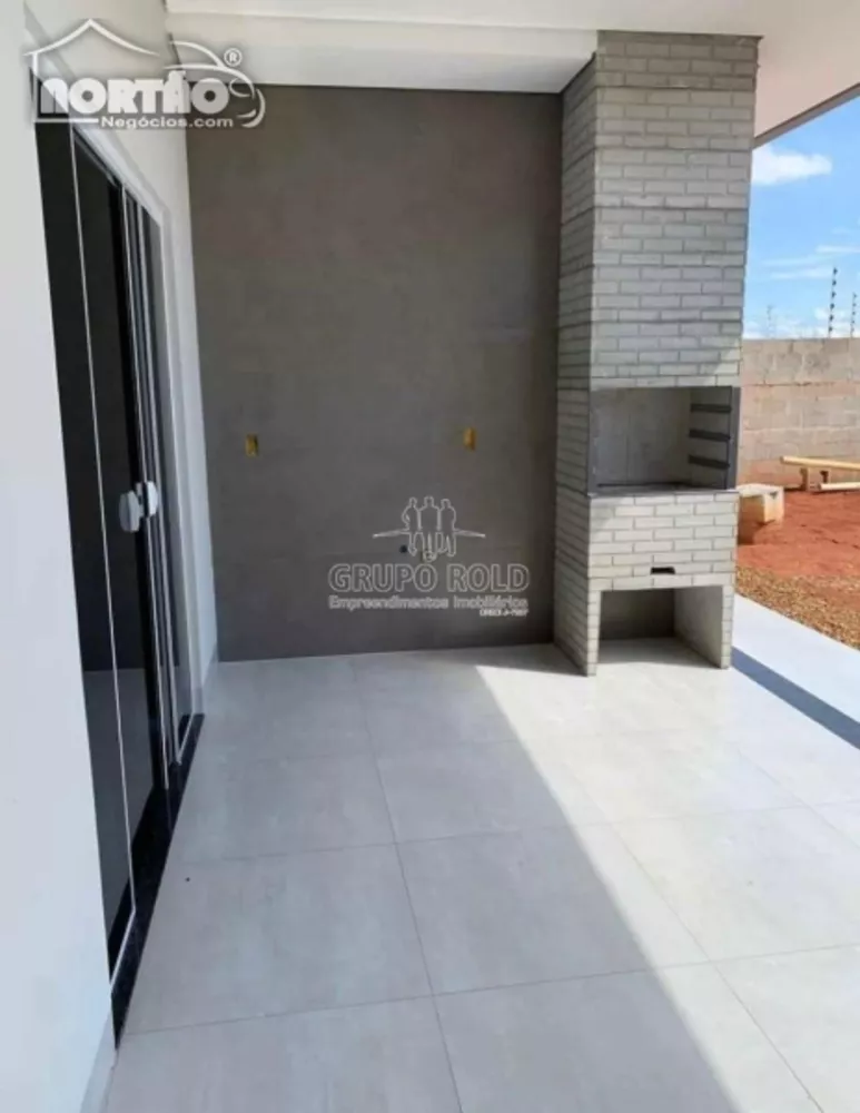 Casa à venda com 3 quartos, 114m² - Foto 3