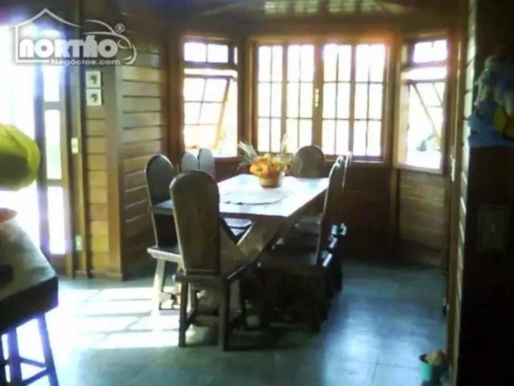 Casa, 9 quartos, 192 m² - Foto 3