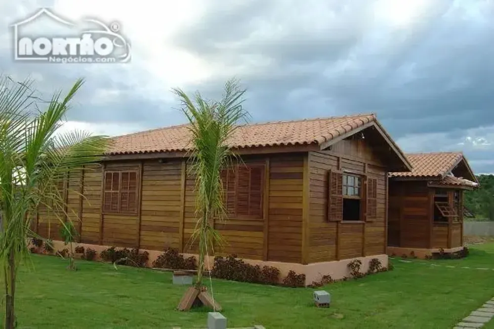Casa, 9 quartos, 192 m² - Foto 1