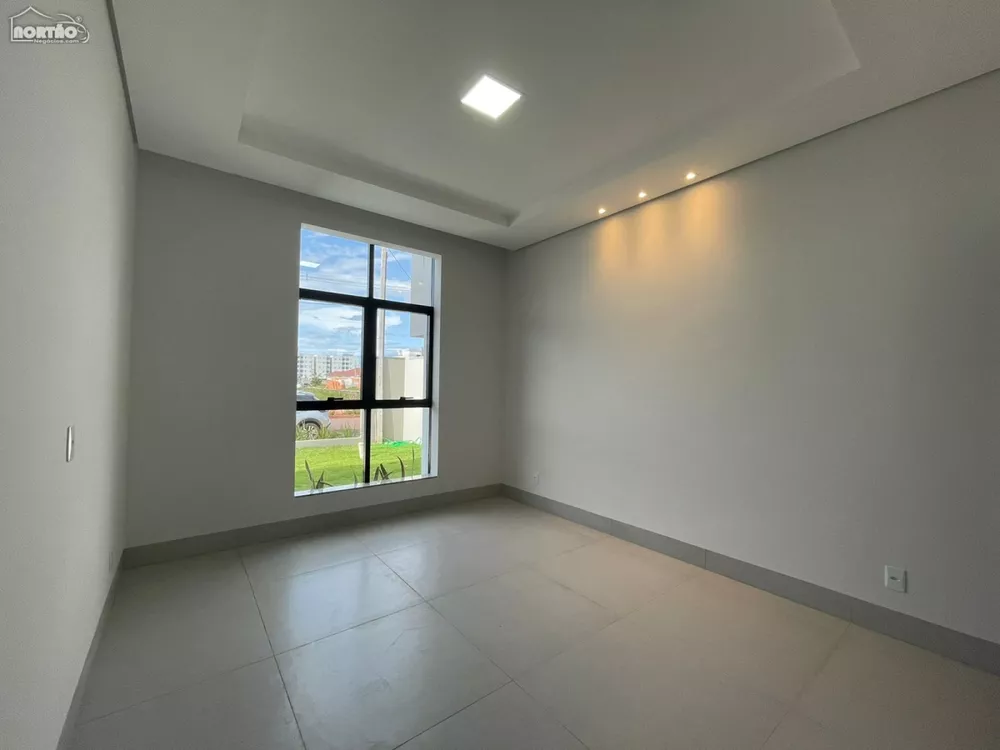 Casa à venda com 1 quarto, 178m² - Foto 3