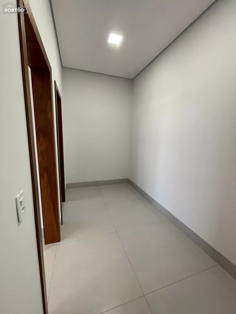 Casa à venda com 1 quarto, 178m² - Foto 6