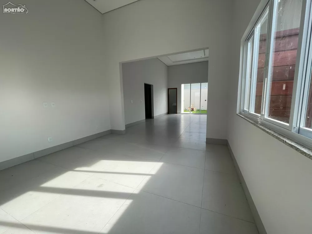 Casa à venda com 1 quarto, 178m² - Foto 16