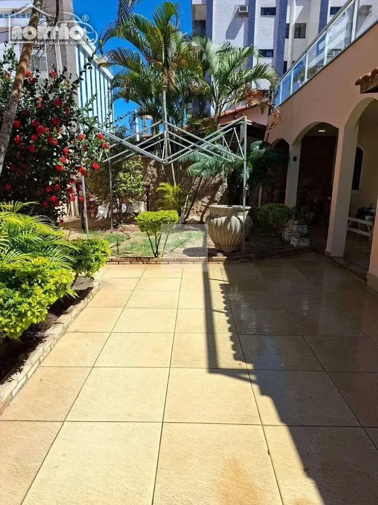 Casa, 6 quartos, 375 m² - Foto 2