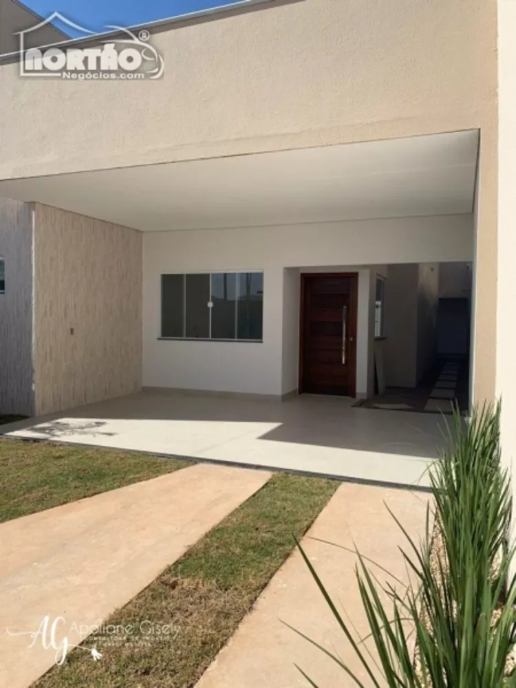 Casa à venda com 3 quartos, 153m² - Foto 3