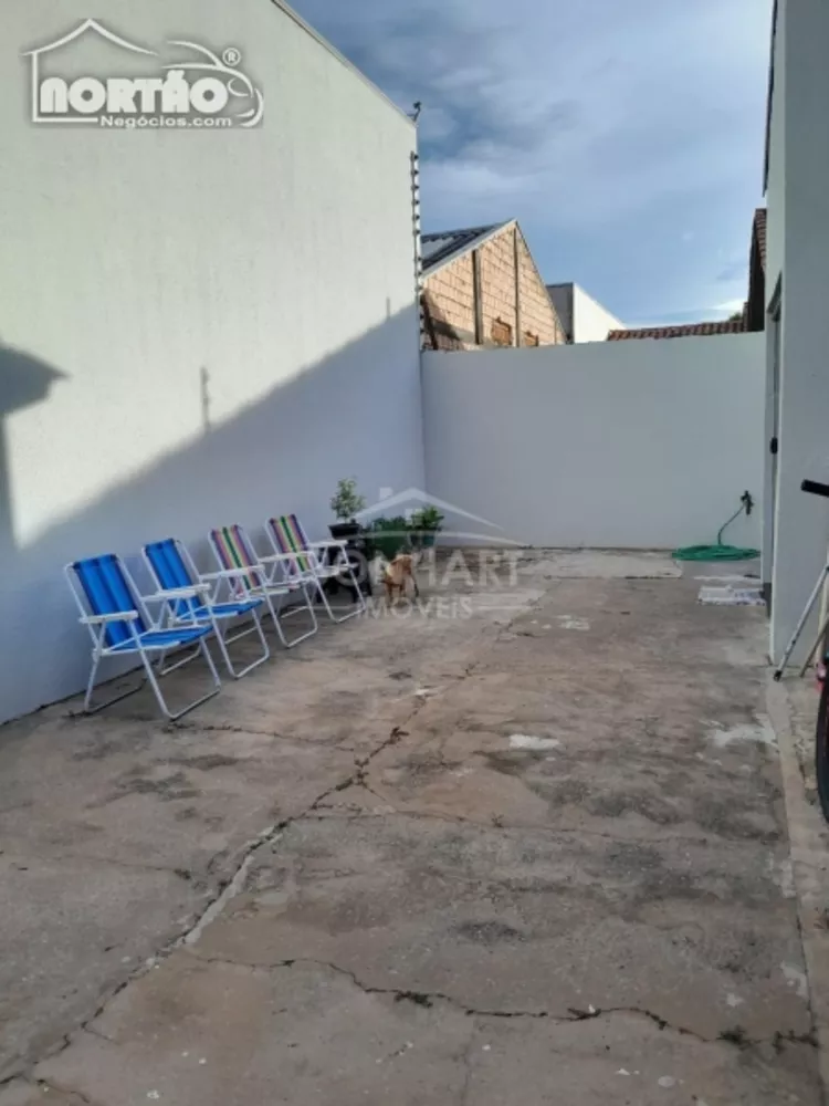 Casa à venda com 3 quartos, 55m² - Foto 7