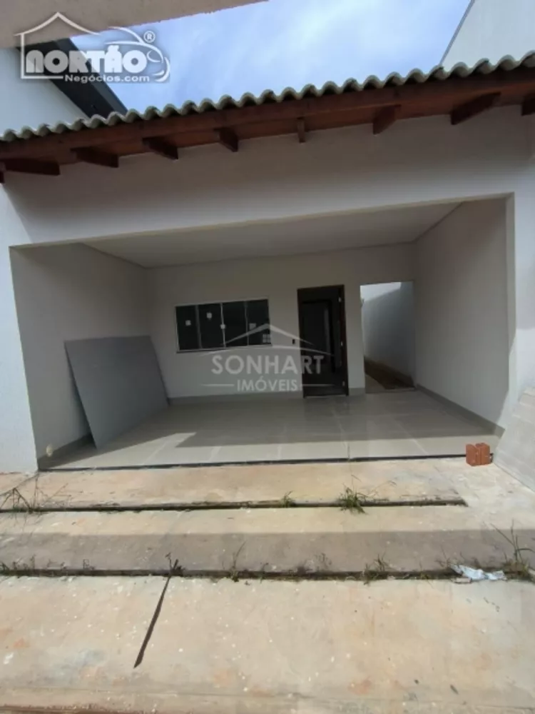 Casa à venda com 2 quartos, 97m² - Foto 3