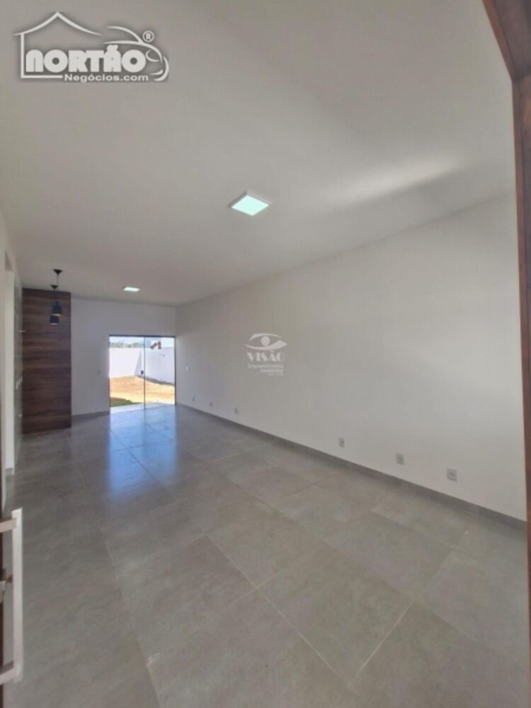 Casa, 3 quartos, 109 m² - Foto 2