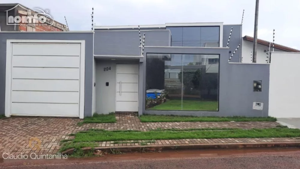 Casa à venda com 3 quartos, 162m² - Foto 1