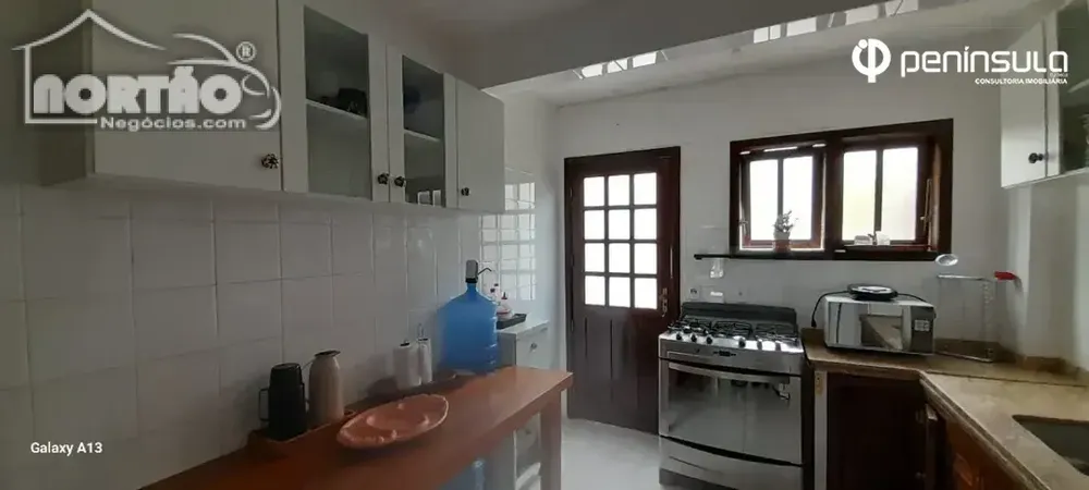 Casa, 5 quartos, 255 m² - Foto 9