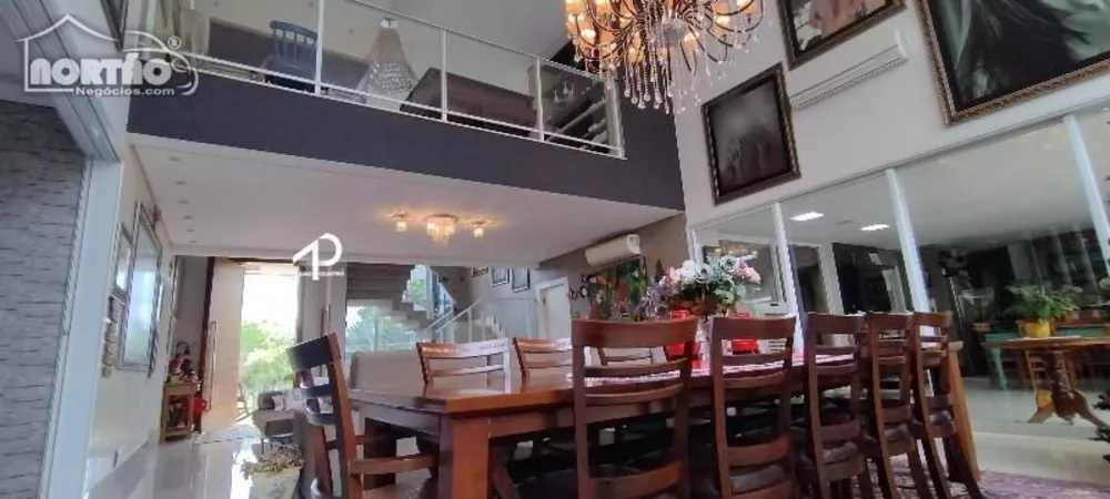 Casa, 5 quartos, 600 m² - Foto 1