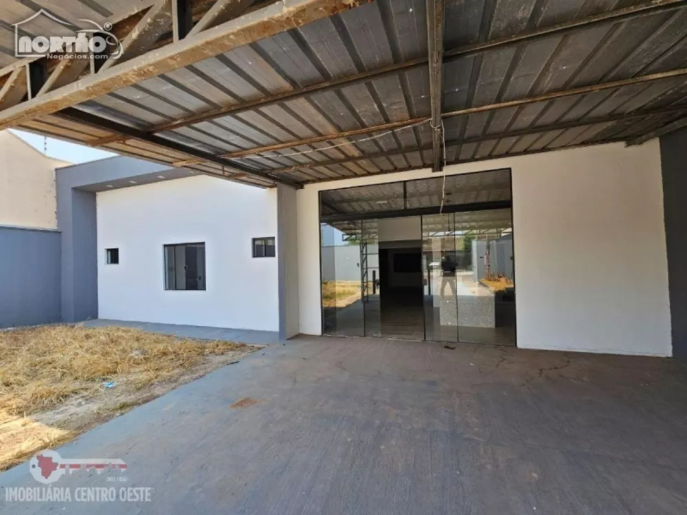 Casa à venda com 3 quartos, 360m² - Foto 3