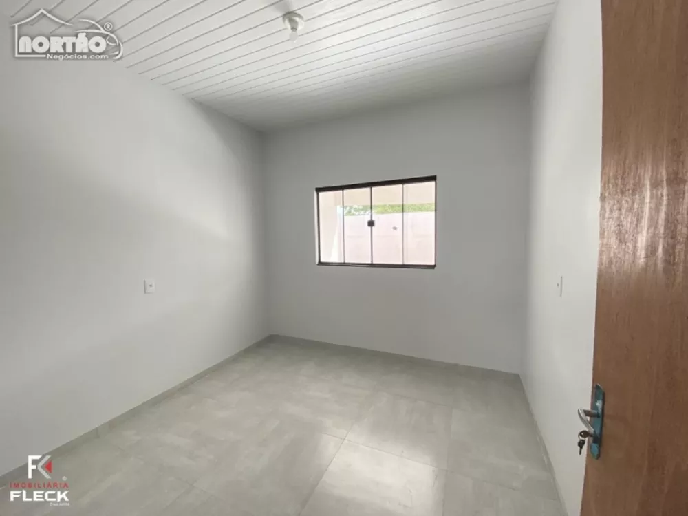 Casa à venda com 3 quartos, 70m² - Foto 6