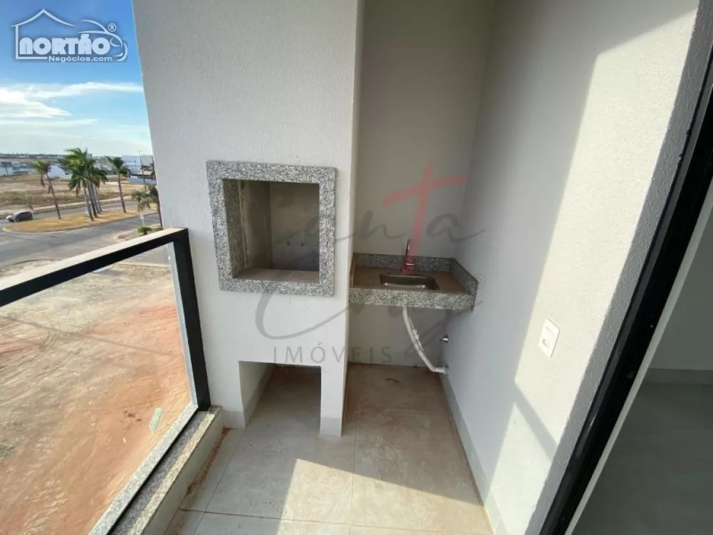 Casa à venda com 3 quartos, 64m² - Foto 4