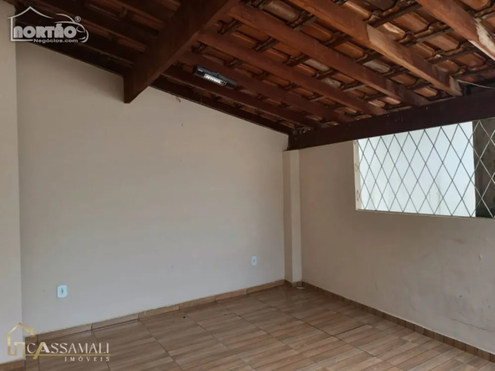 Casa, 6 quartos - Foto 2