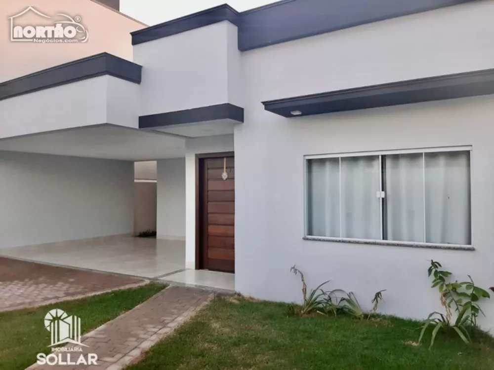 Casa à venda com 4 quartos, 212m² - Foto 2