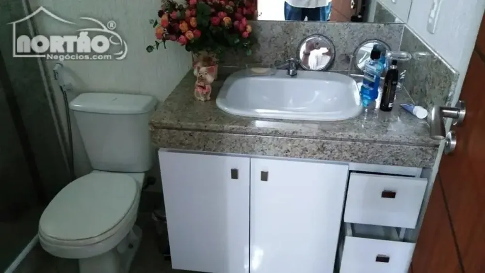 Casa, 6 quartos, 175 m² - Foto 9
