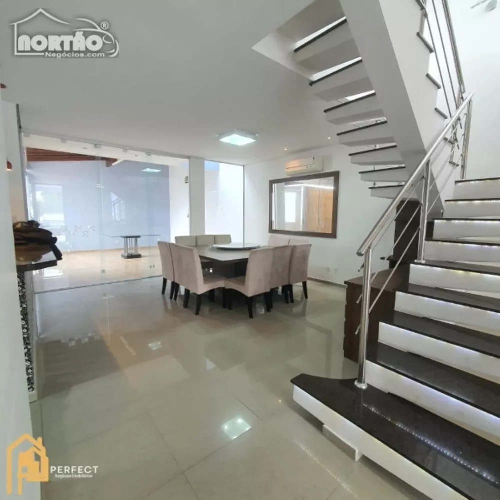 Casa à venda com 6 quartos, 360m² - Foto 4