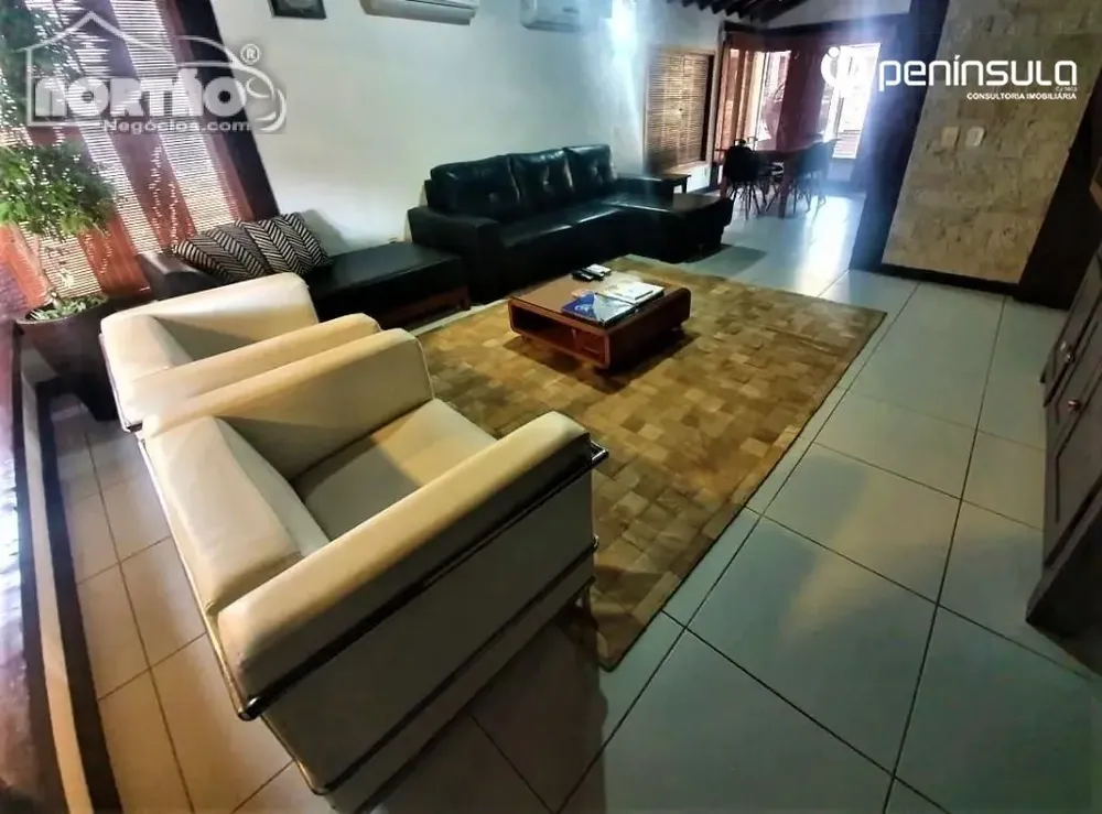 Casa, 5 quartos, 292 m² - Foto 2