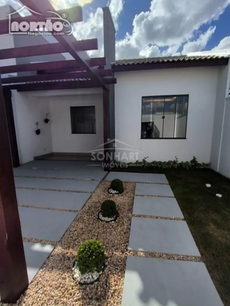 Casa à venda com 3 quartos, 93m² - Foto 4