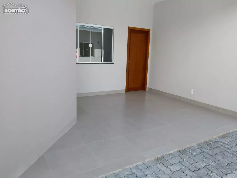 Casa à venda com 3 quartos, 80m² - Foto 8