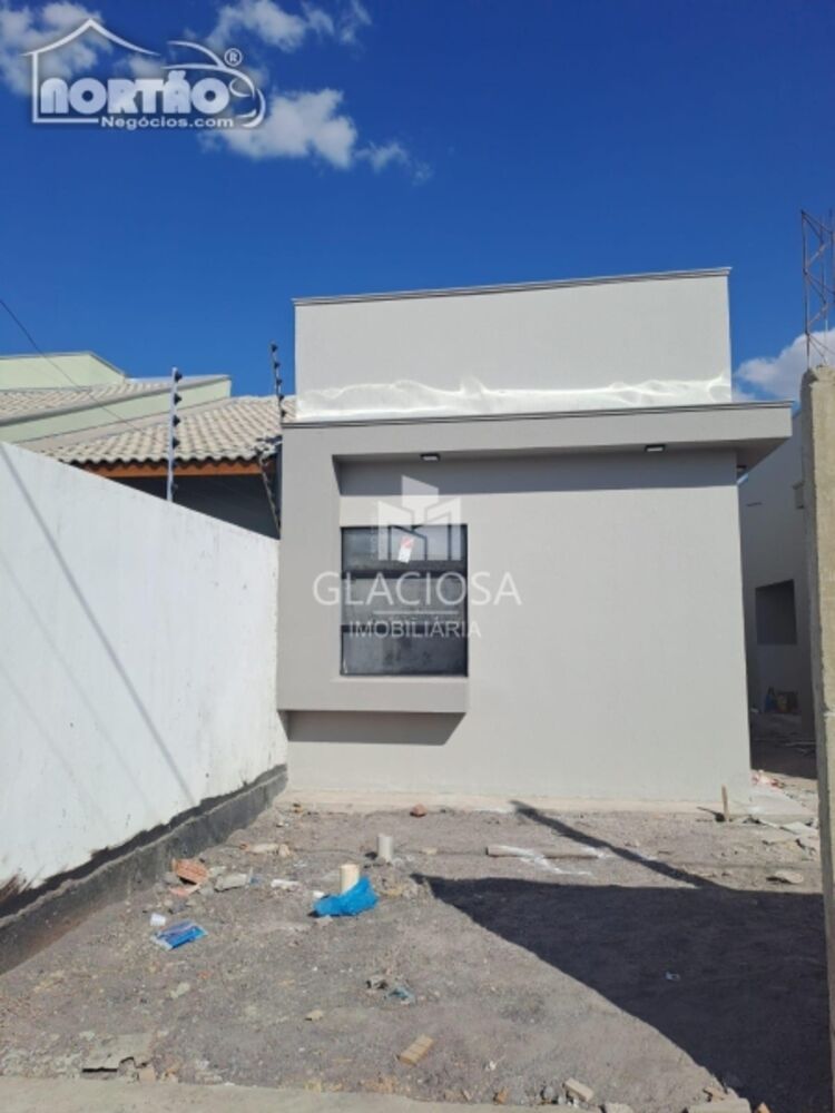 Casa, 3 quartos, 52 m² - Foto 1