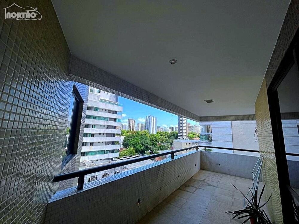 Casa, 6 quartos, 266 m² - Foto 2