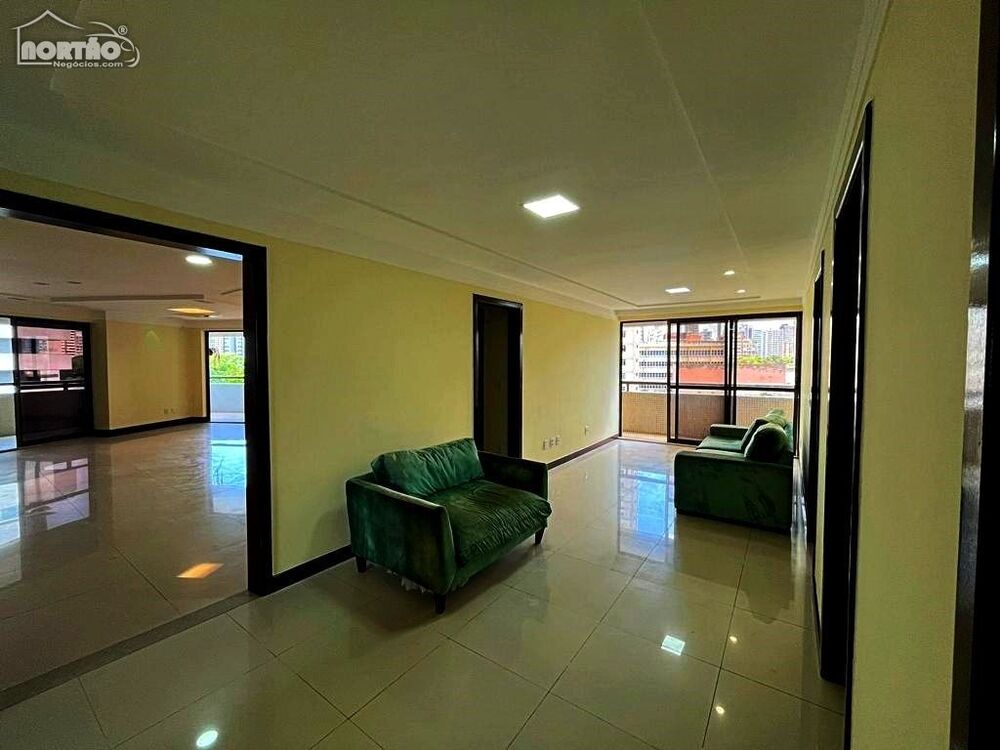 Casa, 6 quartos, 266 m² - Foto 8
