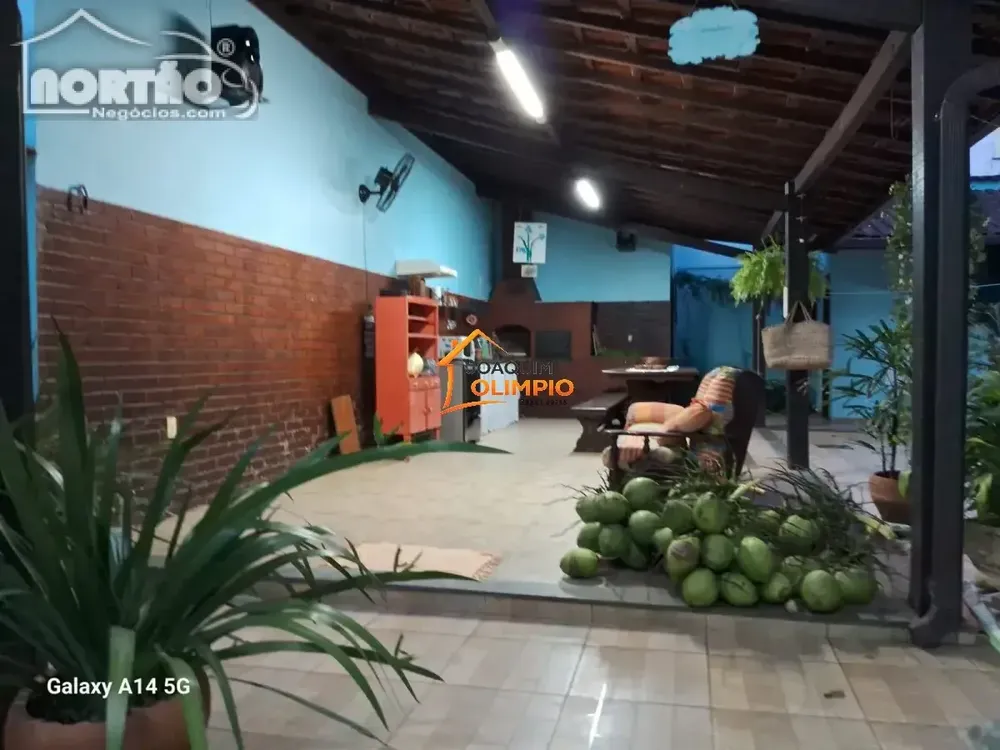 Casa, 3 quartos, 440 m² - Foto 2