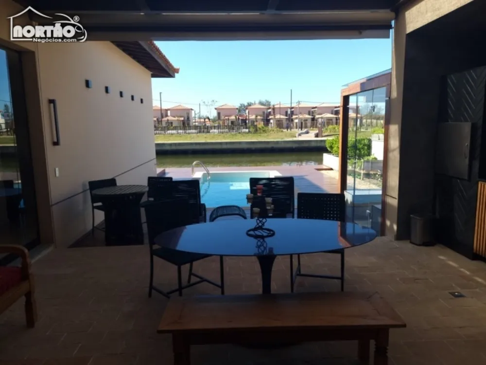 Casa, 3 quartos, 204 m² - Foto 8
