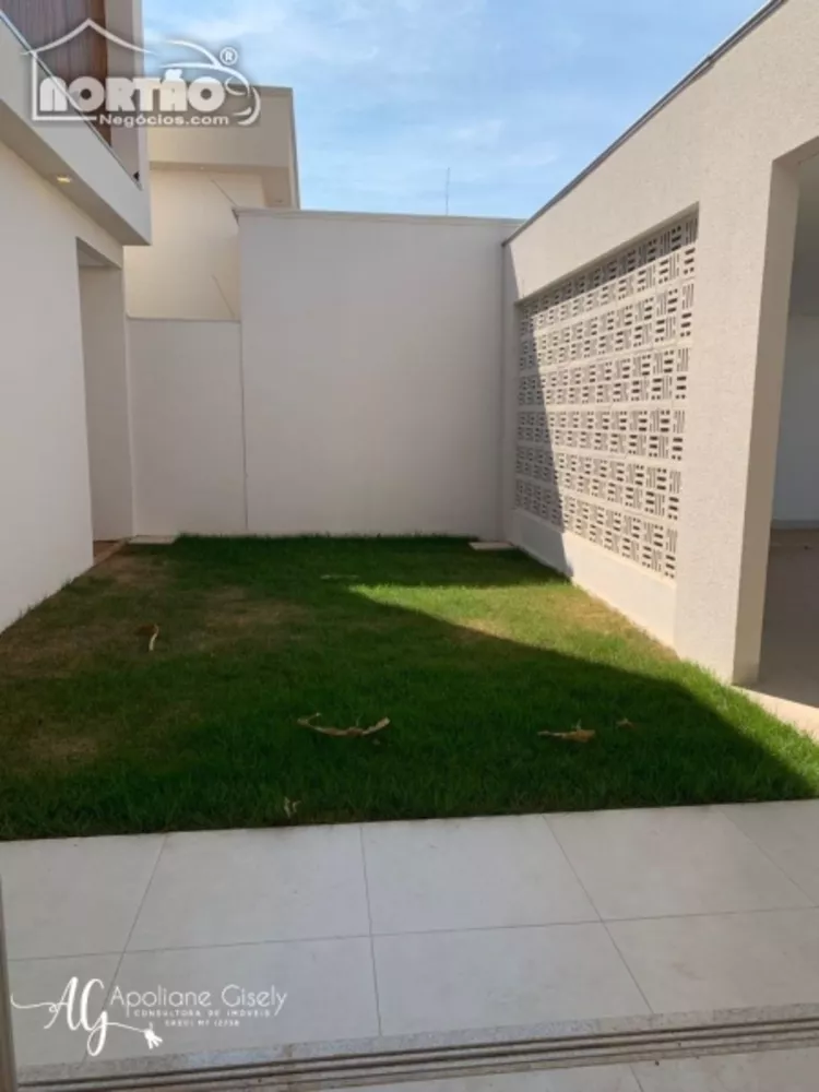 Casa à venda com 3 quartos, 196m² - Foto 4