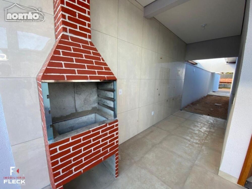 Casa à venda com 2 quartos, 80m² - Foto 7