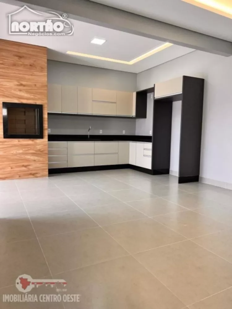 Casa à venda com 3 quartos, 120m² - Foto 4