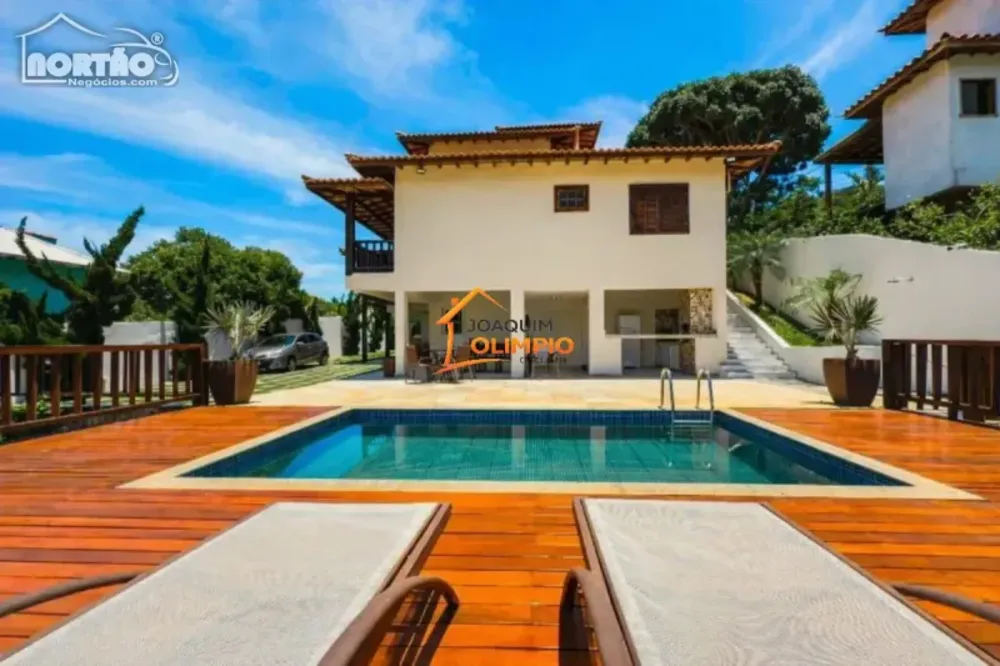Casa, 6 quartos, 1176 m² - Foto 2