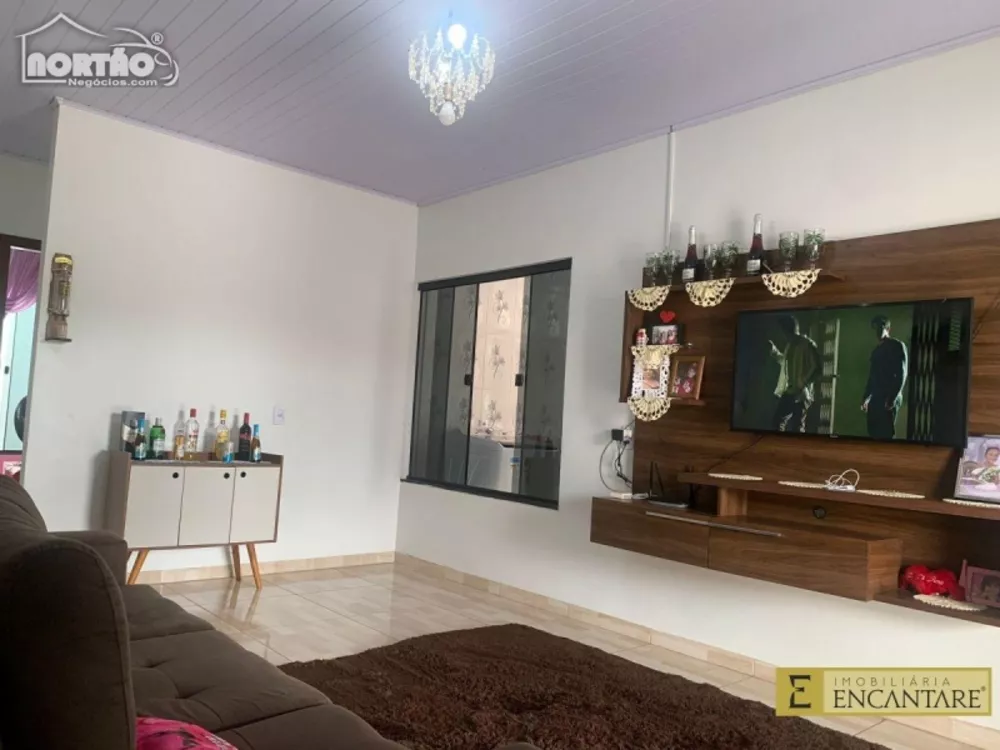 Casa à venda com 4 quartos, 138m² - Foto 4