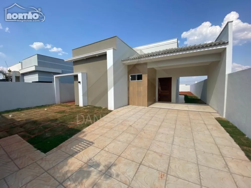 Casa à venda com 3 quartos, 95m² - Foto 3