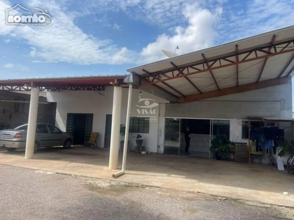 Casa à venda com 4 quartos, 675m² - Foto 2