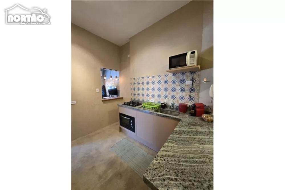 Casa à venda com 1 quarto, 62m² - Foto 2